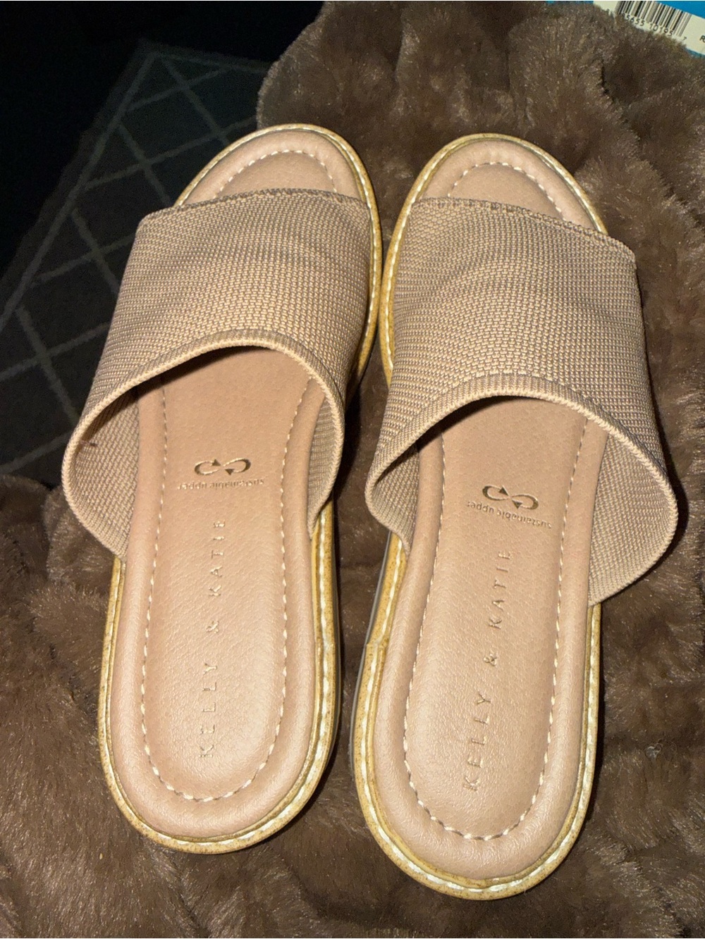 Kelly & Katie Women's Tan Slide Sandals - Picture 3 of 5